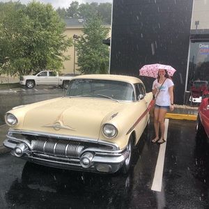 Meet your Posher, Brittany